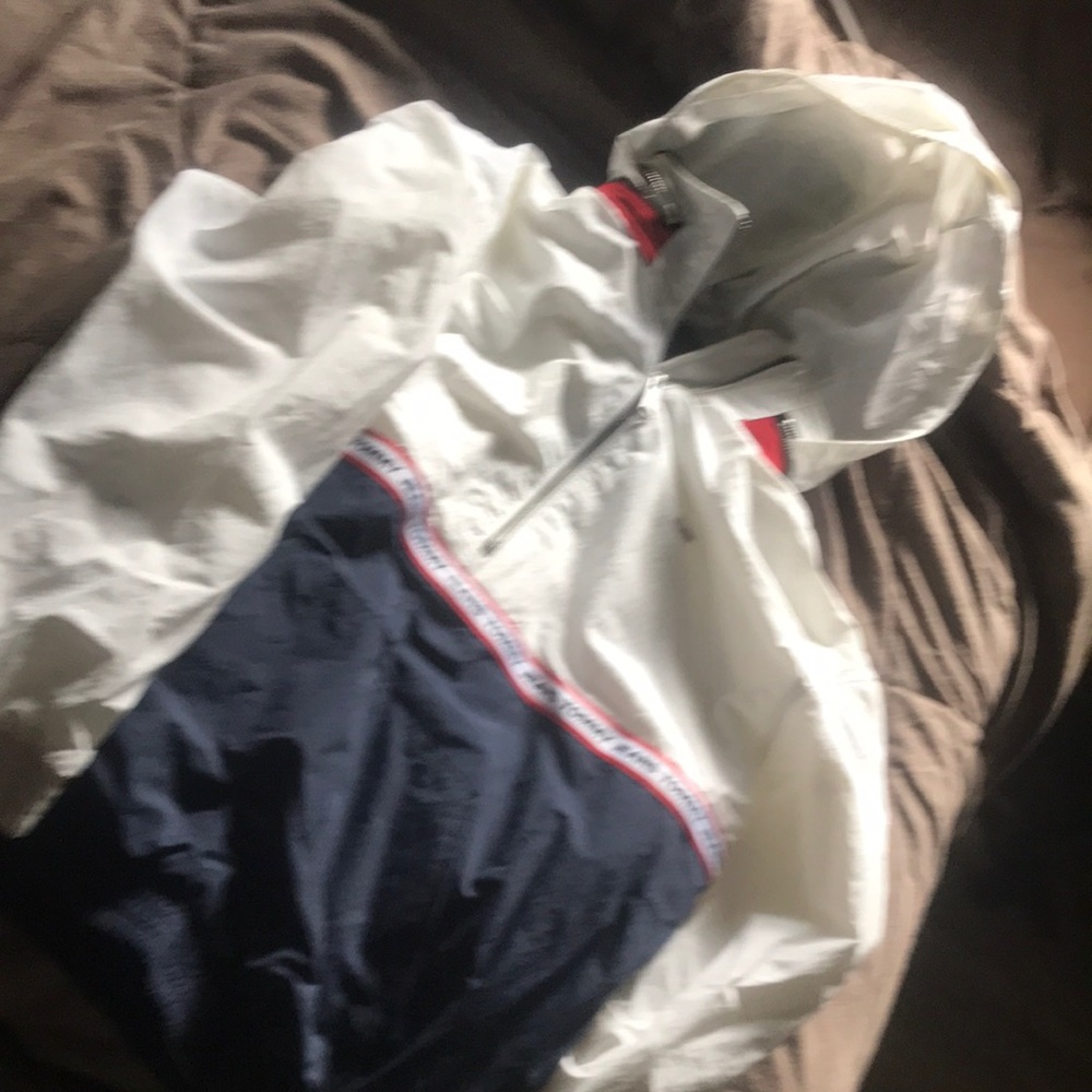Tommy Windbreaker